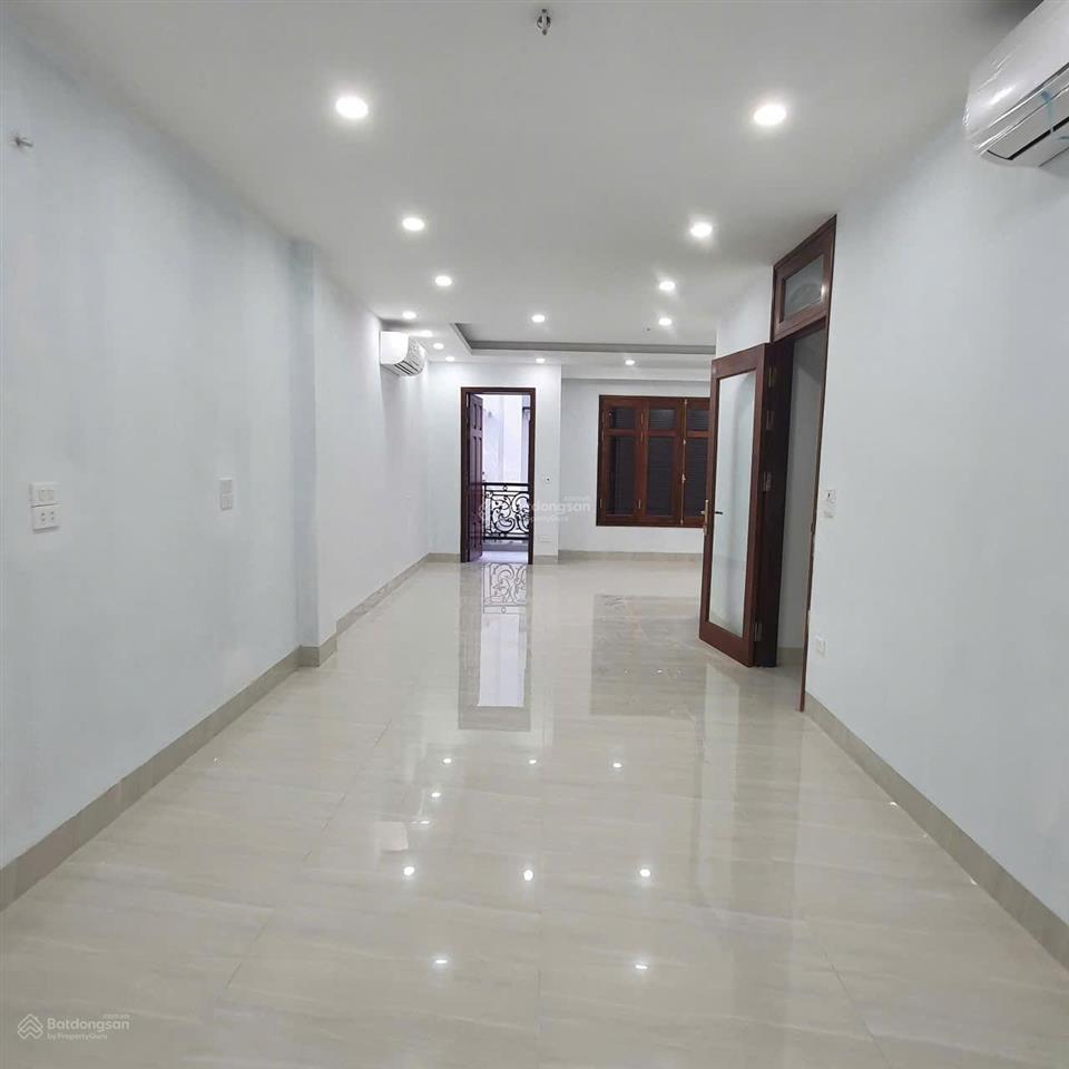 Cho thuê nhà mới khu 90 nguyễn tuân, thanh xuân dt 75m2x5 tầng mặt tiền 5,5m giá rẻ.