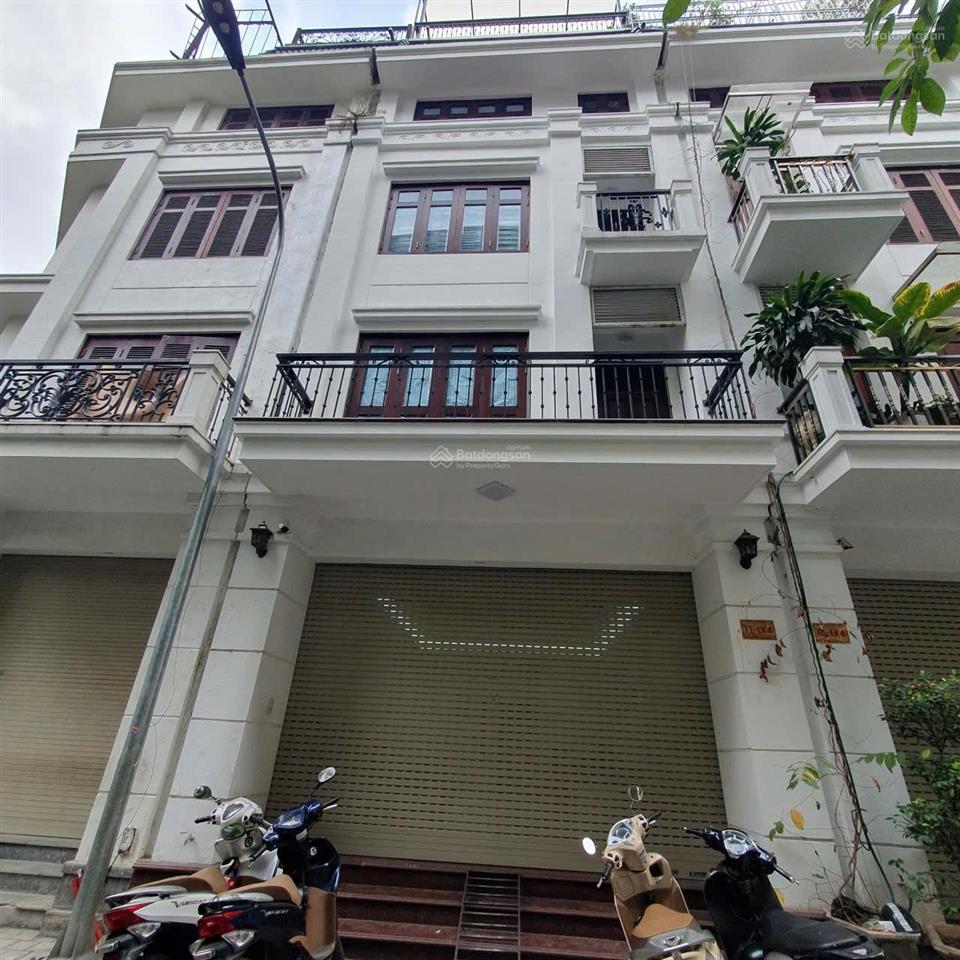 Cho thuê nhà mới khu 90 nguyễn tuân, thanh xuân dt 75m2x5 tầng mặt tiền 5,5m giá rẻ.