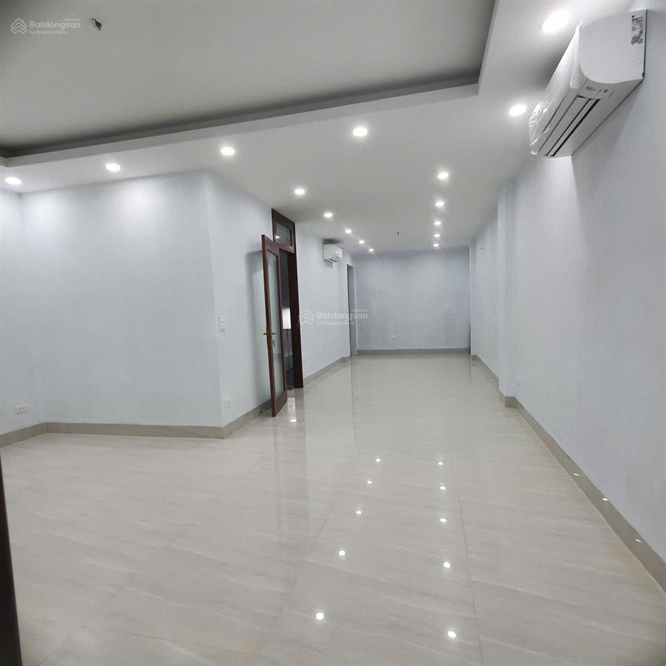 Cho thuê nhà mới khu 90 nguyễn tuân, thanh xuân dt 75m2x5 tầng mặt tiền 5,5m giá rẻ.