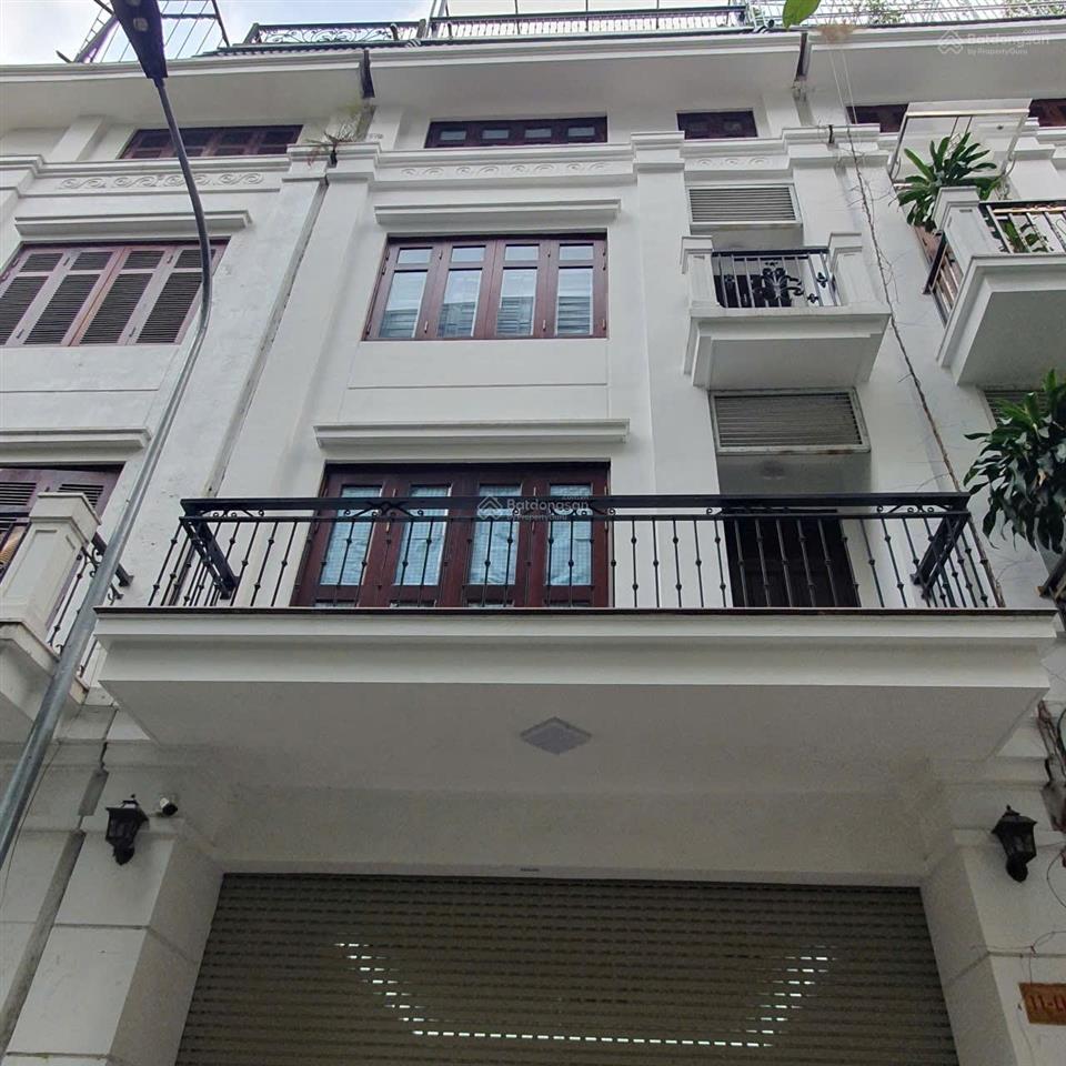Cho thuê nhà mới khu 90 nguyễn tuân, thanh xuân dt 75m2x5 tầng mặt tiền 5,5m giá rẻ.