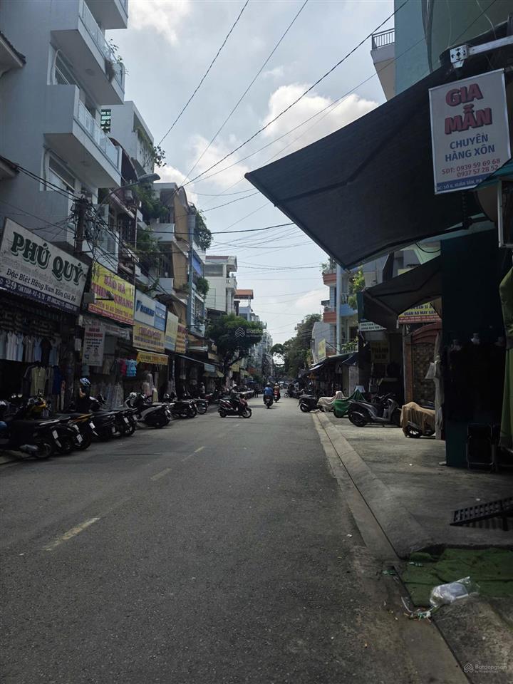 Bán nhà mặt phố 4t nở hậu dtsd 361m² ngay chợ sỉ tân bình đang cho thuê 25tr/th,sổ riêng  gặp chủ