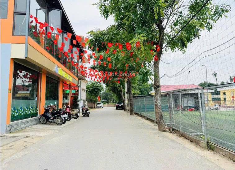 Chủ cần bán 140m² tại phú cát  gần ngay trường đại học giao thông vận tải hoà lạc