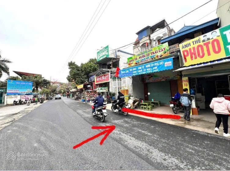 Bán gấp lô đất hơn 100m full thổ cư nằm ngay trục đường lớn