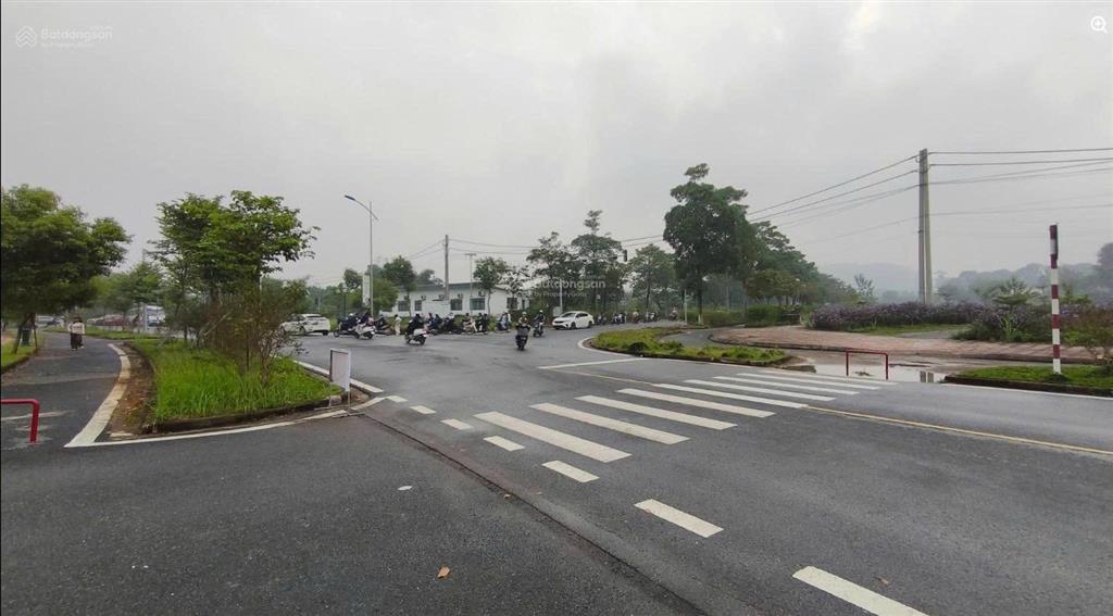 Chính chủ gửi bán lô đất trung tâm xuân khanh sơn tây
