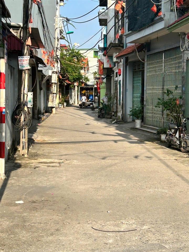 Bán đất đẹp tại 21a, hòa thạch, quốc oai, 1,8 tỷ, 100m2, mặt tiền 5.5m