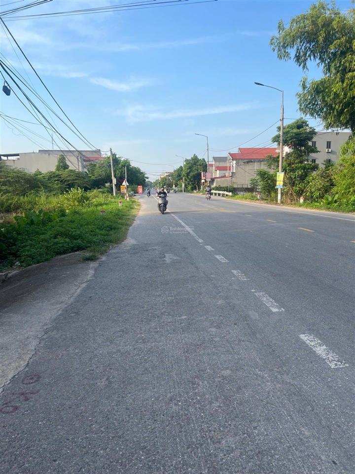 Cần bán lô đất thuộc đồng trạng đoài phương, hòa lạc