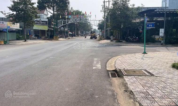 Cắt lỗ 200 tr bán gấp lô đất 100m full thổ cư