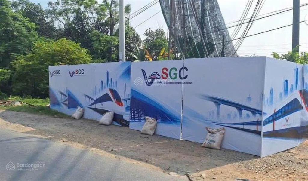 Thông ô tô tránh mặt đường ql421b  đông yên (phú cát) 100mmt7m2,3 tỷ.