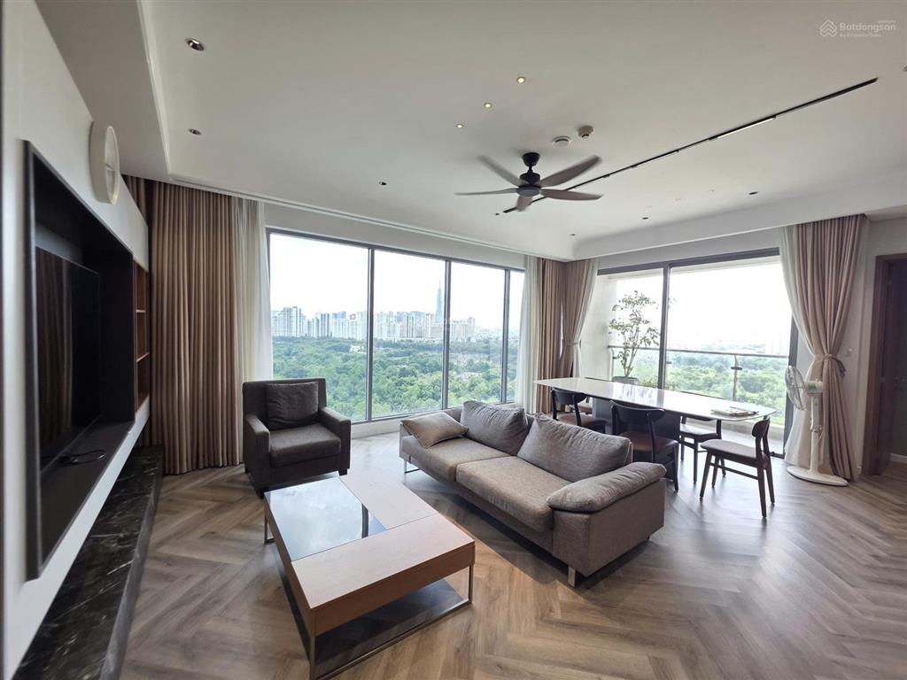 Cho thuê 4pn nhà đẹp, view sông trực diện, landmark 81 pháo hoa, trống sẵn