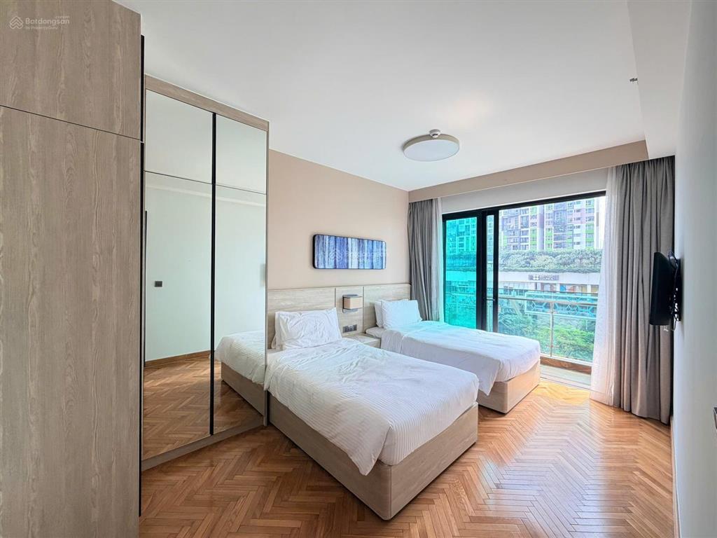 Độc quyền bán căn 4pn sân vườn tháp diện tích lớn feliz en vista