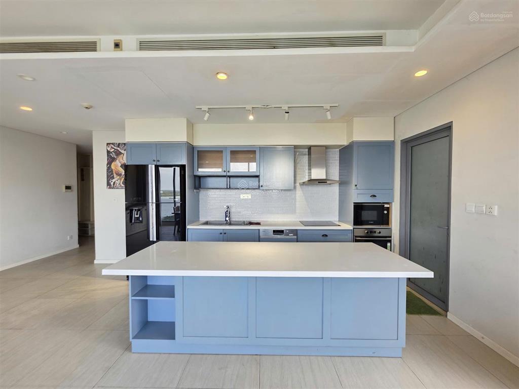 Cho thuê căn 3pn view sông trực diện giá tốt tại đảo kim cương