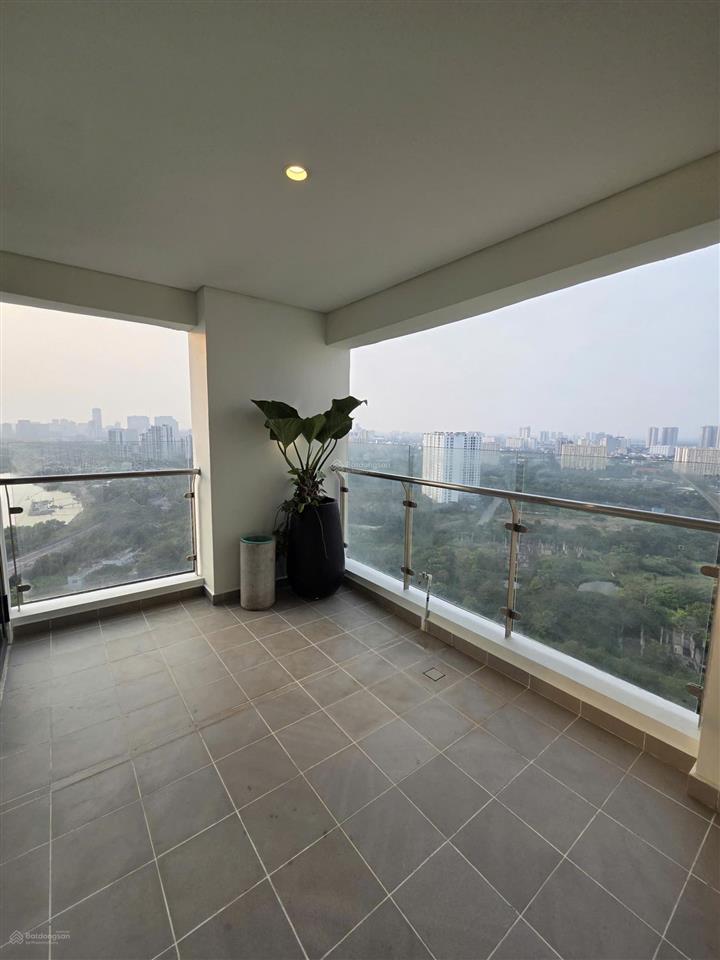 Cho thuê căn 4pn duplex thông tầng đẳng cấp, view sông, quận 1, pháo hoa cực đẹp đảo kim cương