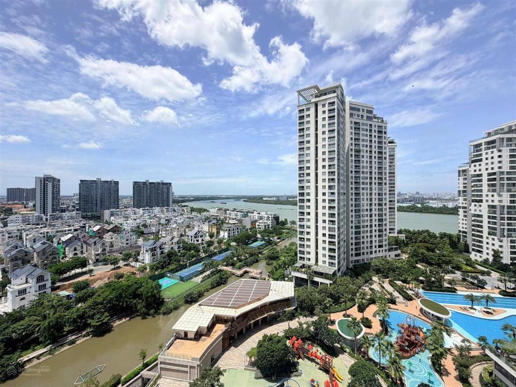 Cho thuê căn góc 2pn full nt view sông và nội khu giá tốt đảo kim cương