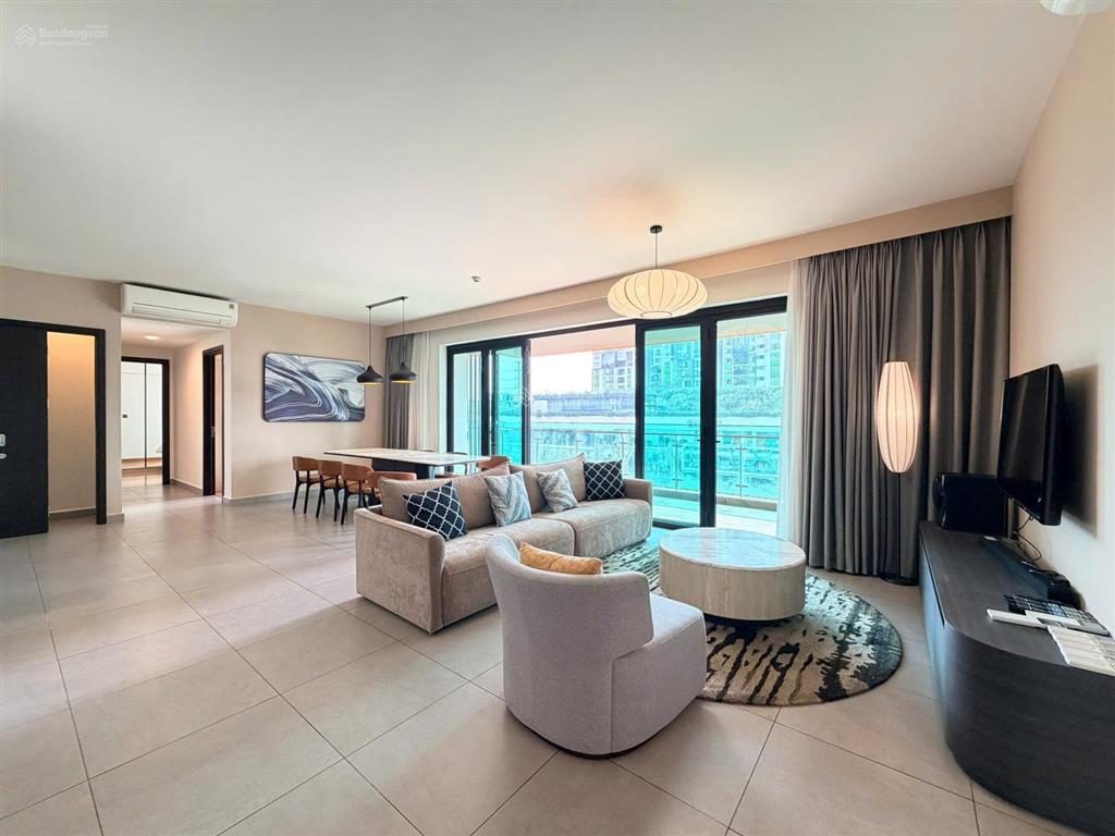 Cho thuê 4pn tầng sân vườn 209m2 feliz en vista đang trống sẵn