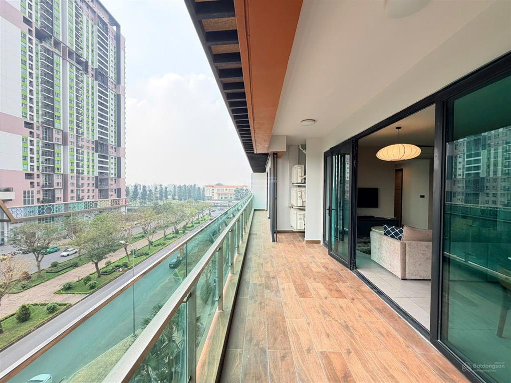 Cho thuê 4pn tầng sân vườn 209m2 feliz en vista đang trống sẵn