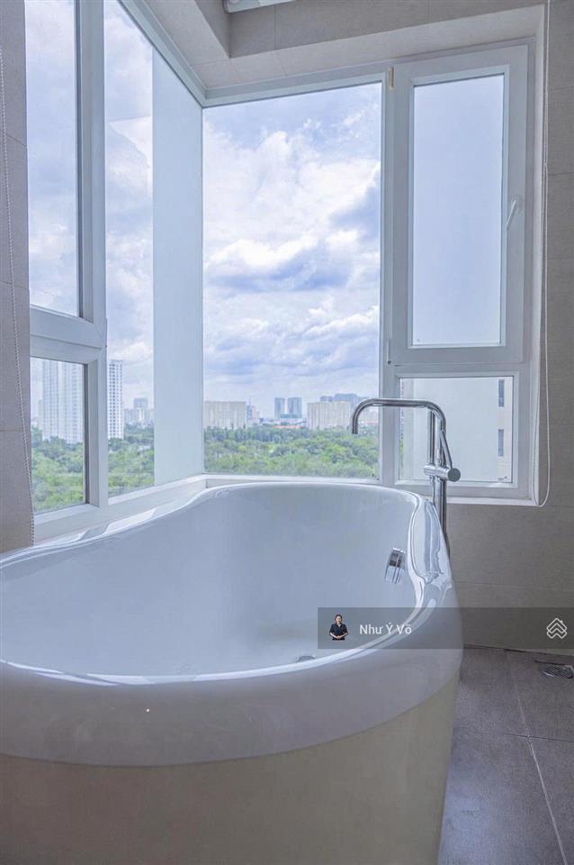 Cho thuê 2 phòng ngủ 110m2 đầy đủ nội thất chỉ với 27 triệu/tháng tại đảo kim cương