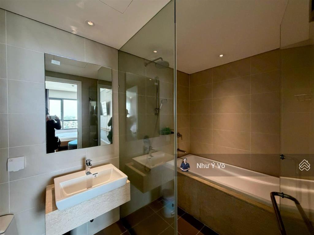 Cho thuê 2 phòng ngủ view thoáng nhà đẹp trống sẵn giá tốt đảo kim cương