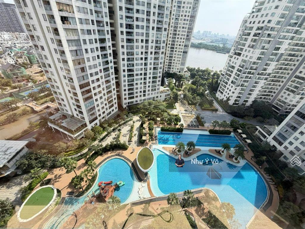 Cho thuê 2 phòng ngủ view thoáng nhà đẹp trống sẵn giá tốt đảo kim cương