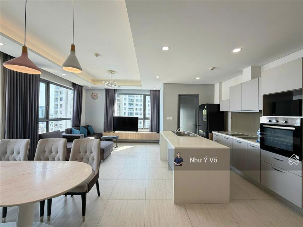 Cho thuê 2 phòng ngủ view thoáng nhà đẹp trống sẵn giá tốt đảo kim cương