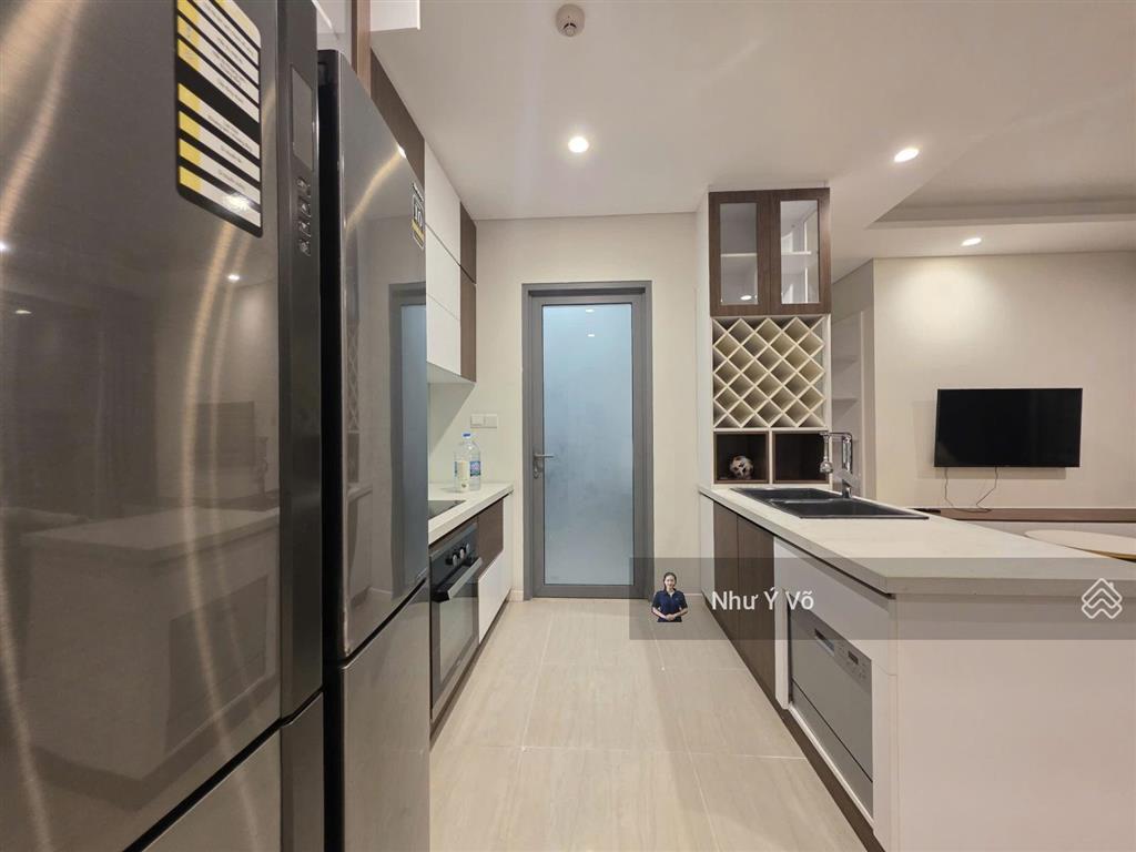 Cho thuê căn 2 phòng ngủ đầy đủ nội thất đảo kim cương giá tốt chỉ 24 triệu/tháng