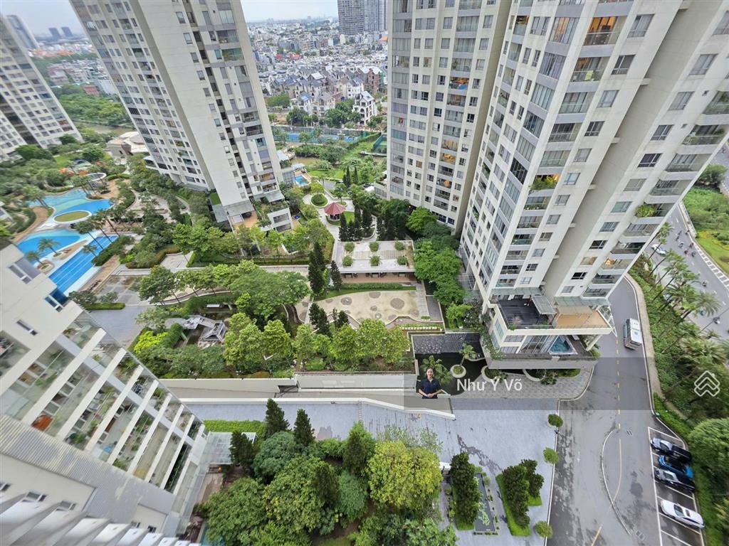 Cho thuê căn 3 phòng ngủ đầy đủ nội thất view sông giá tốt đảo kim cương