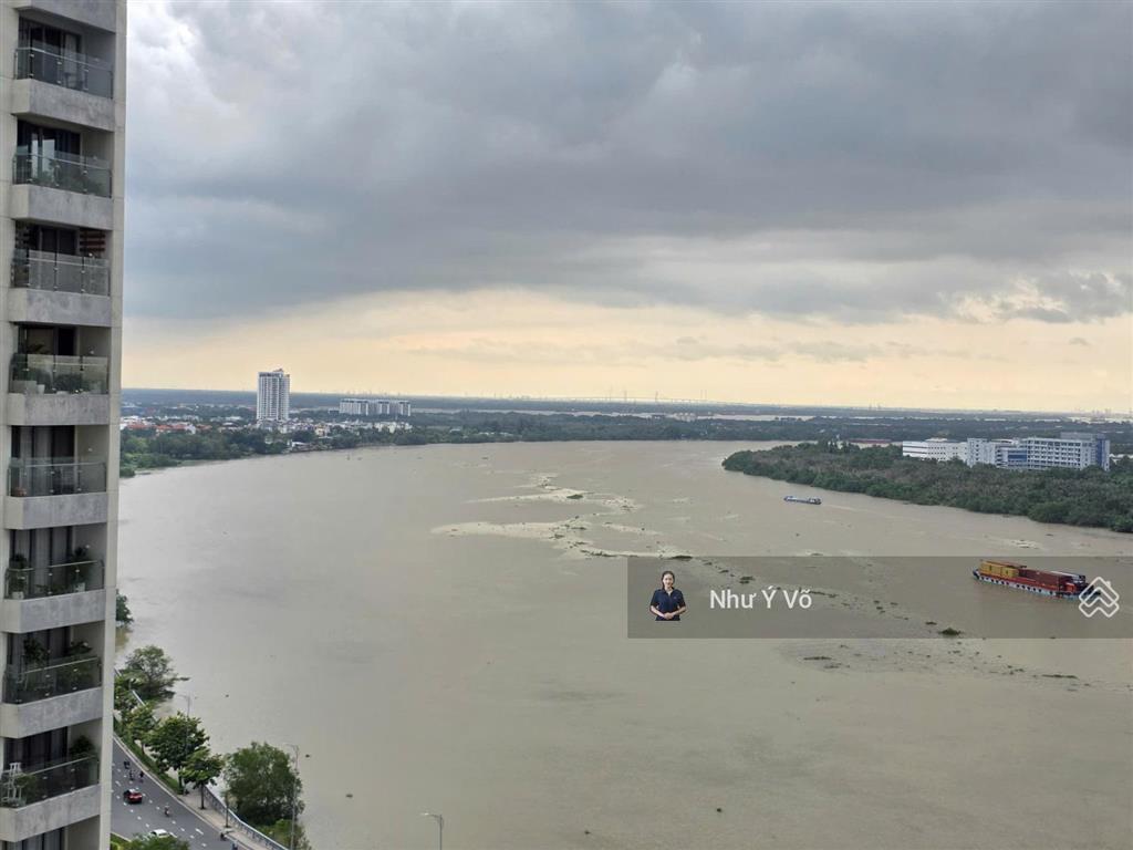 Cho thuê căn 3 phòng ngủ đầy đủ nội thất view sông giá tốt đảo kim cương