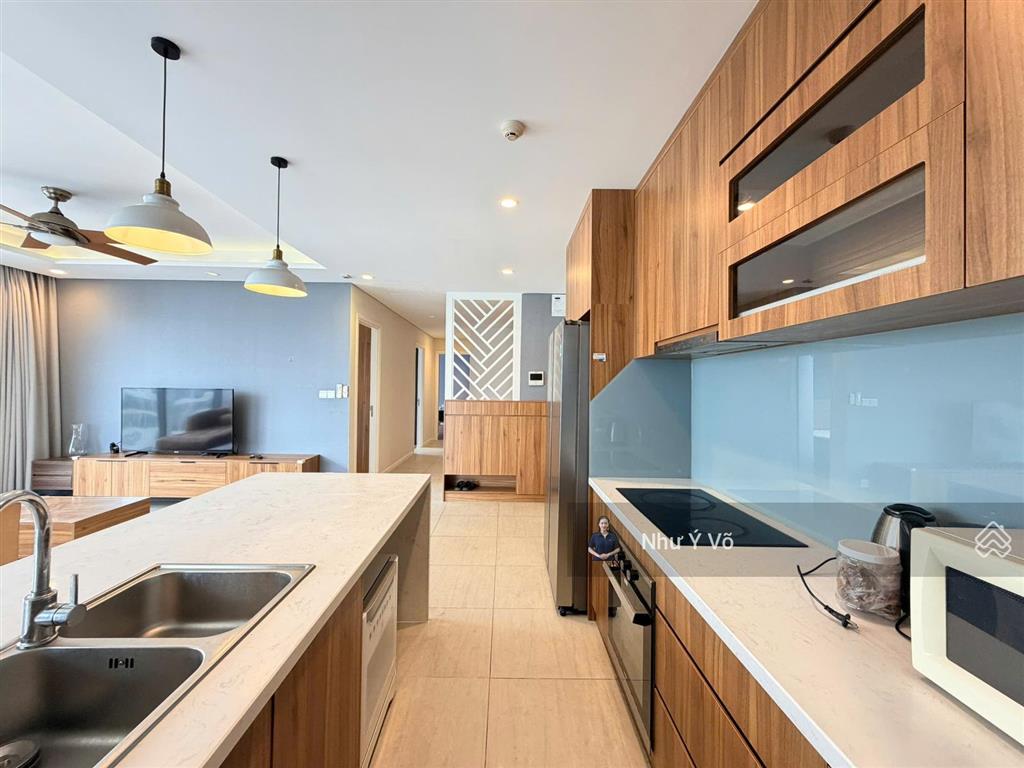 Cho thuê căn 3 phòng ngủ 124m2 giá chỉ 35 triệu/th tại đảo kim cương