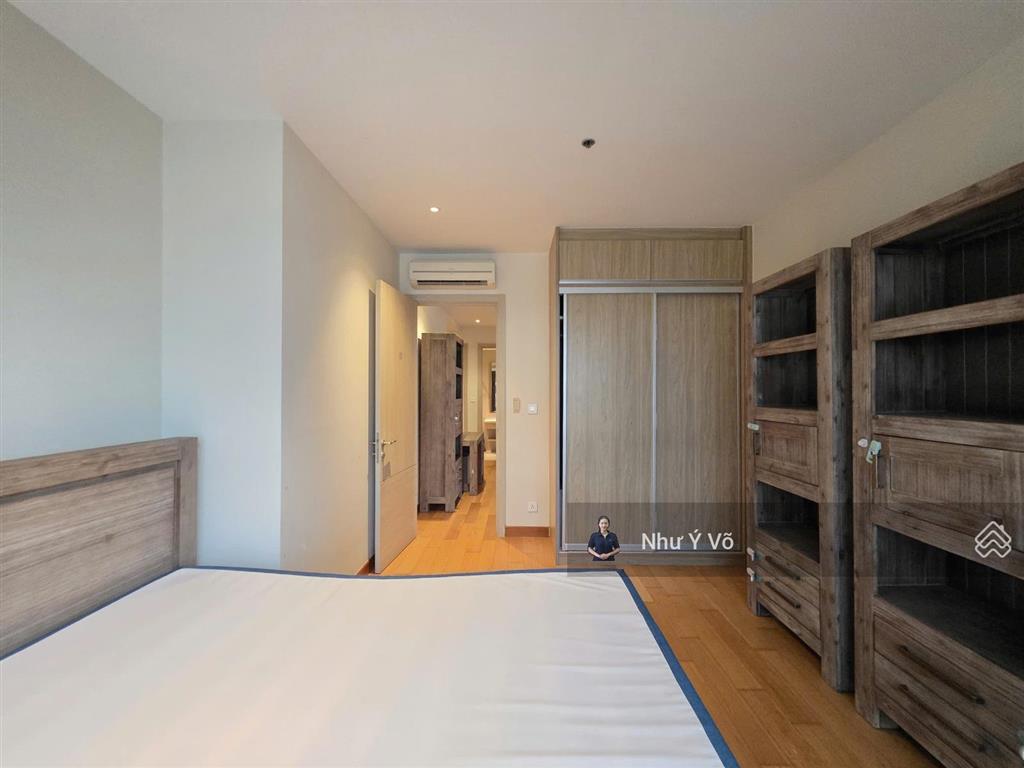 Bán nhanh căn 3 phòng ngủ view sông giá chỉ 127 triệu/m2 đảo kim cương