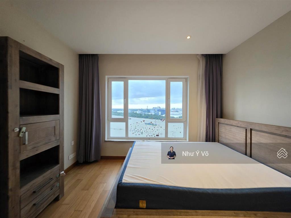 Bán nhanh căn 3 phòng ngủ view sông giá chỉ 127 triệu/m2 đảo kim cương