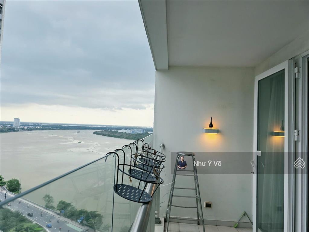 Bán nhanh căn 3 phòng ngủ view sông giá chỉ 127 triệu/m2 đảo kim cương