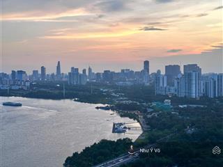 Cho thuê duplex thông tầng 4 phòng ngủ view sông, quận 1, pháo hoa đảo kim cương