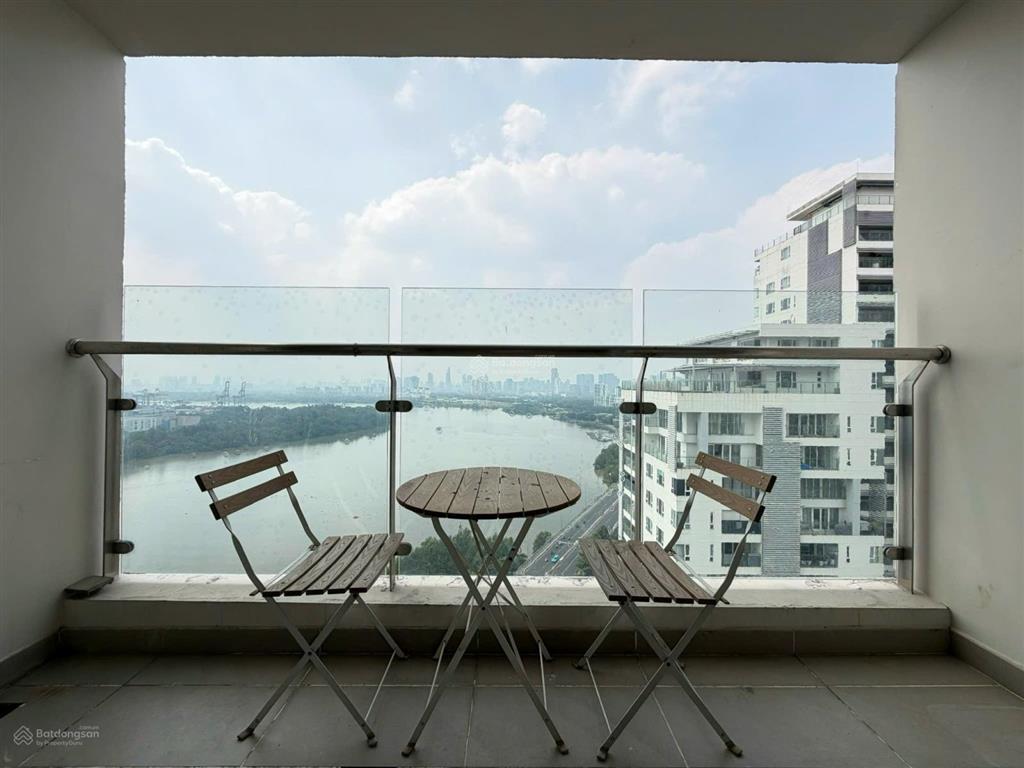 Bán gấp căn 3pn view sông giá tốt, đang có hợp đồng thuê sẵn tại đảo kim cương