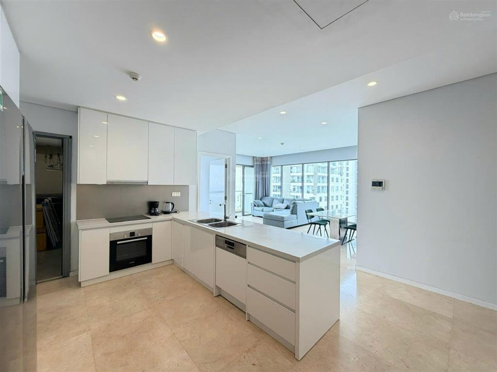 Bán gấp căn 3pn view sông giá tốt, đang có hợp đồng thuê sẵn tại đảo kim cương