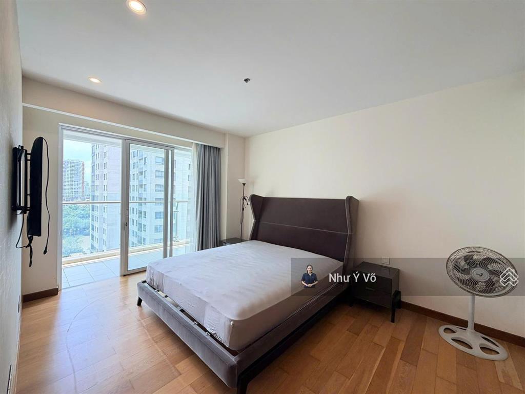 Bán căn 3 phòng ngủ 217m2 view sông giá 136 triệu/m2 đảo kim cương