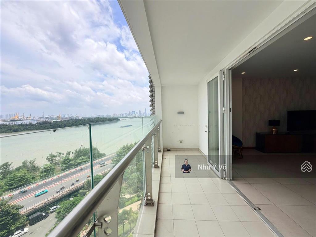 Bán căn 3 phòng ngủ 217m2 view sông giá 136 triệu/m2 đảo kim cương