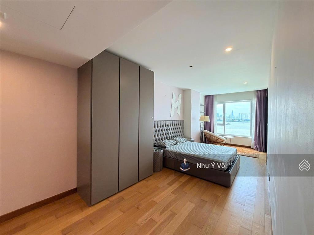 Bán căn 3 phòng ngủ 217m2 view sông giá 136 triệu/m2 đảo kim cương