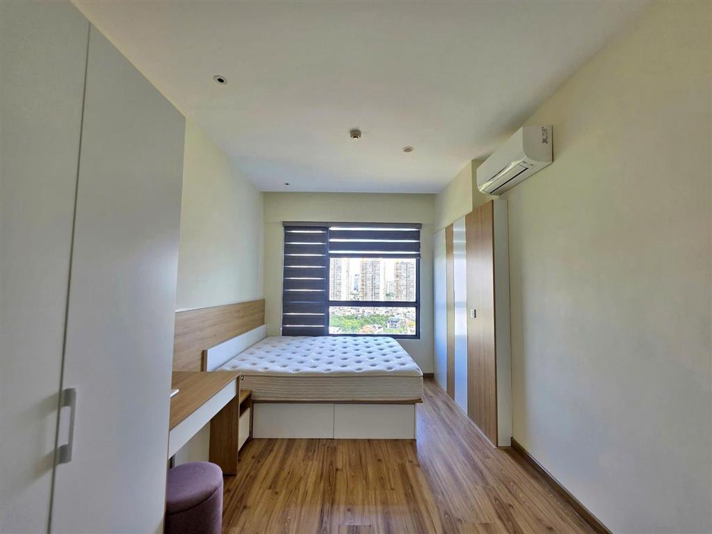 Cho thuê căn 1 phòng ngủ view sông nhà rộng, hiện trạng mới đảo kim cương