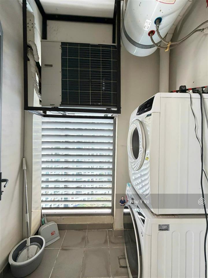 Cho thuê căn 2 phòng ngủ view thoáng nhà đẹp giá tốt chỉ 27 triệu/tháng đảo kim cương