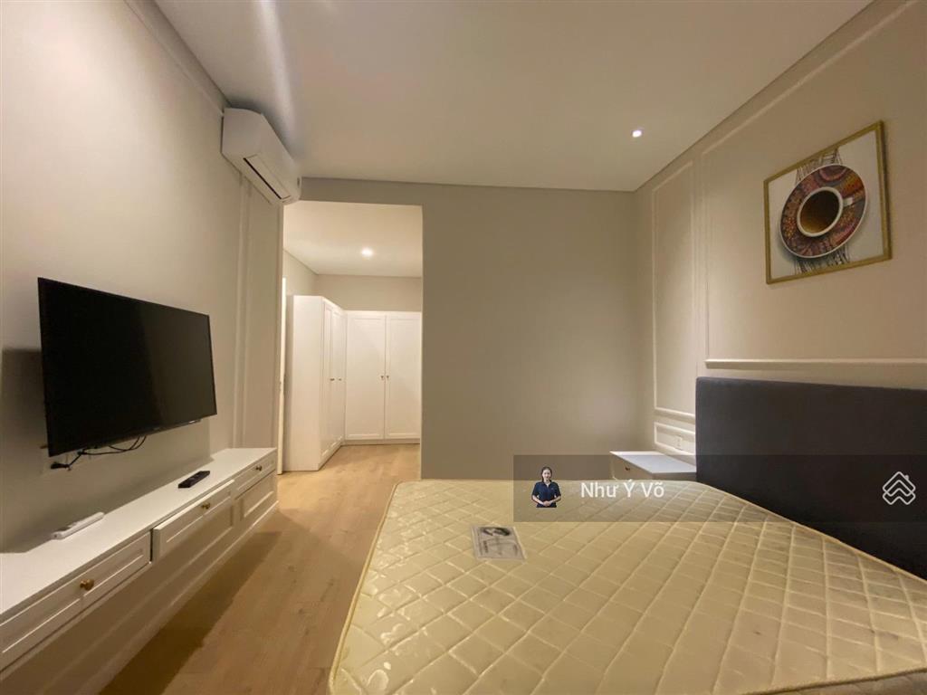 Cho thuê căn 2 phòng ngủ view sông giá tốt chỉ 23 triệu/tháng tại đảo kim cương