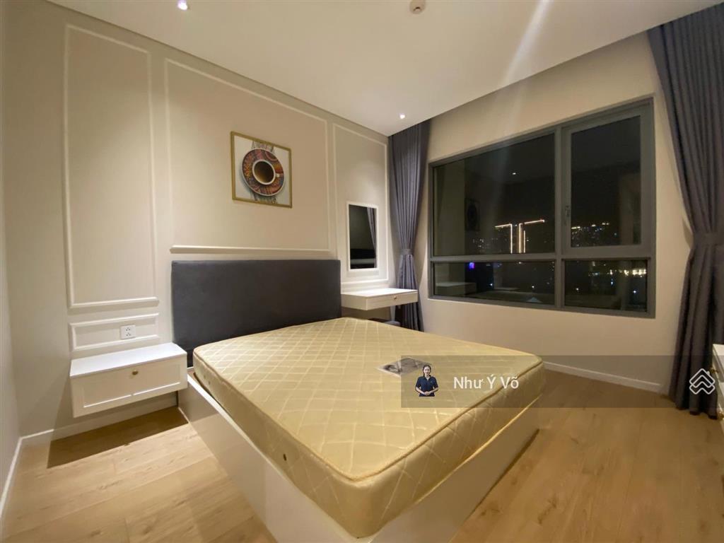 Cho thuê căn 2 phòng ngủ view sông giá tốt chỉ 23 triệu/tháng tại đảo kim cương