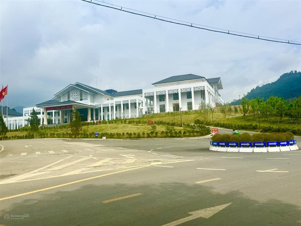 Khách nhà em cần tiền, bấn gấp 123.5m2 đất tại 221 đường ngọc uyển, xã bắc hà, tỉnh lào cai