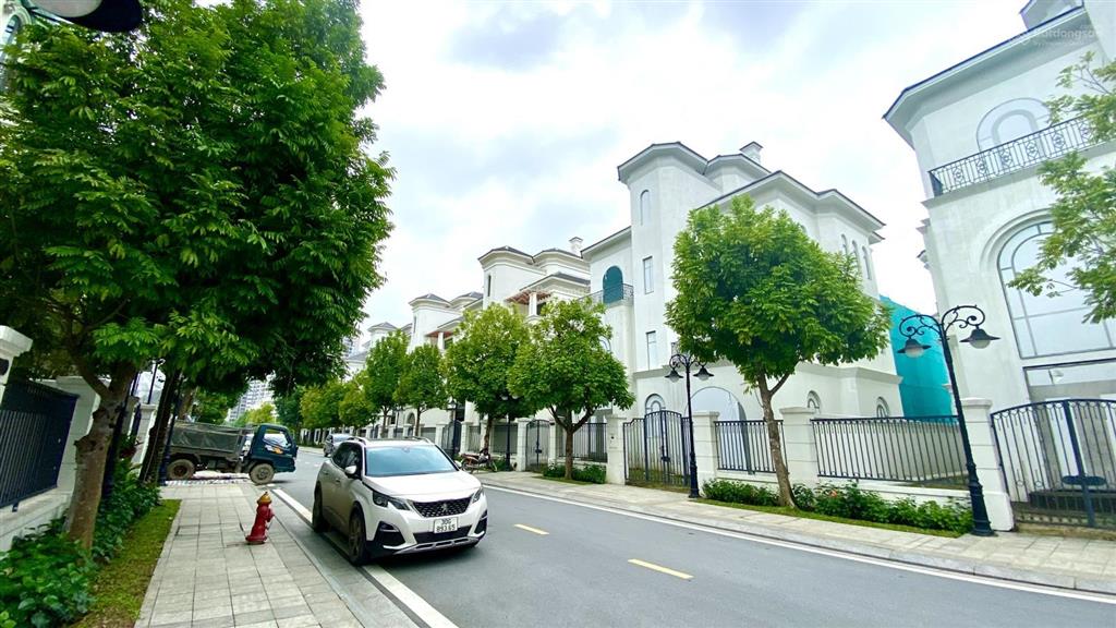 Đơn lập ngọc trai đảo lớn 288m2 vị trí đẹp đường thông ra 2 cụm cv sông và cv nội khu tại vin 1