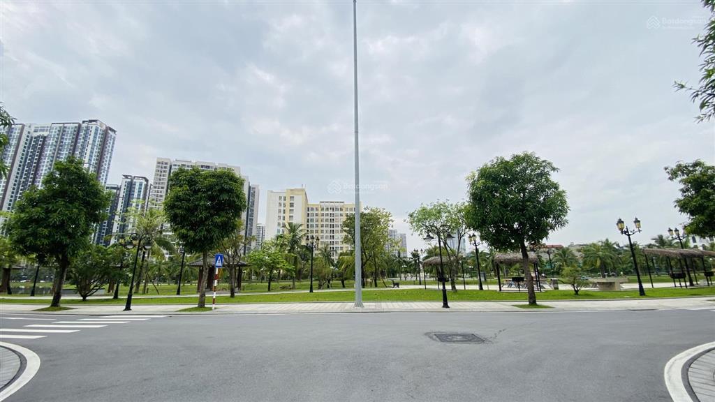 Đơn lập ngọc trai đảo lớn 288m2 vị trí đẹp đường thông ra 2 cụm cv sông và cv nội khu tại vin 1