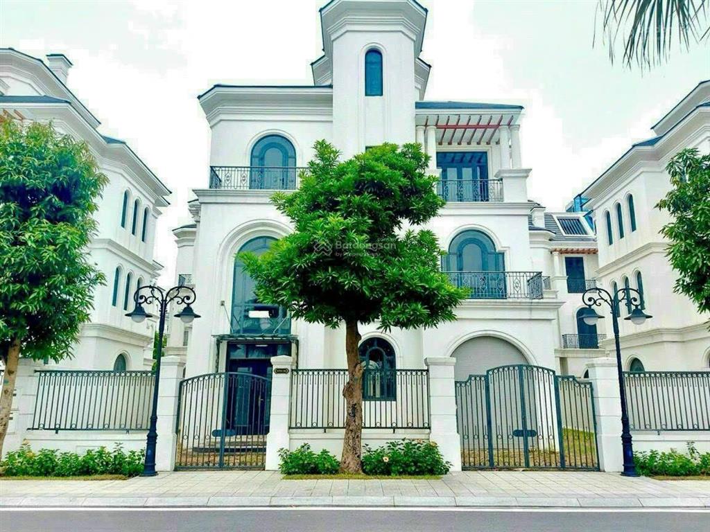 Đơn lập ngọc trai đảo lớn 288m2 vị trí đẹp đường thông ra 2 cụm cv sông và cv nội khu tại vin 1