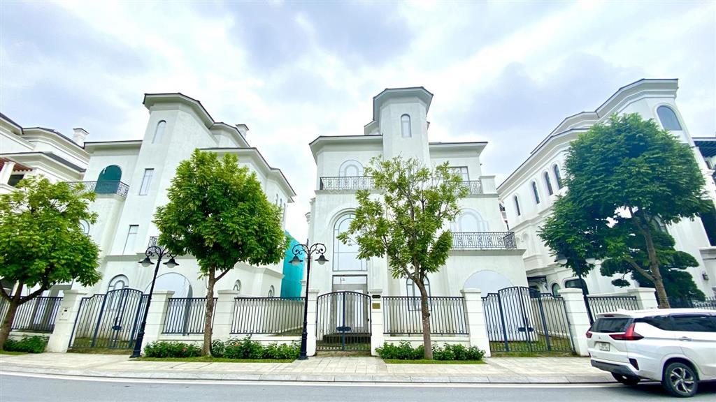 Đơn lập ngọc trai đảo lớn 288m2 vị trí đẹp đường thông ra 2 cụm cv sông và cv nội khu tại vin 1