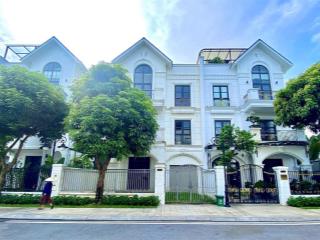 Biệt thự song lập san hô đường thông thoáng gần ngay hồ, gần công viên và bể bơi nội khu vin ocp 1