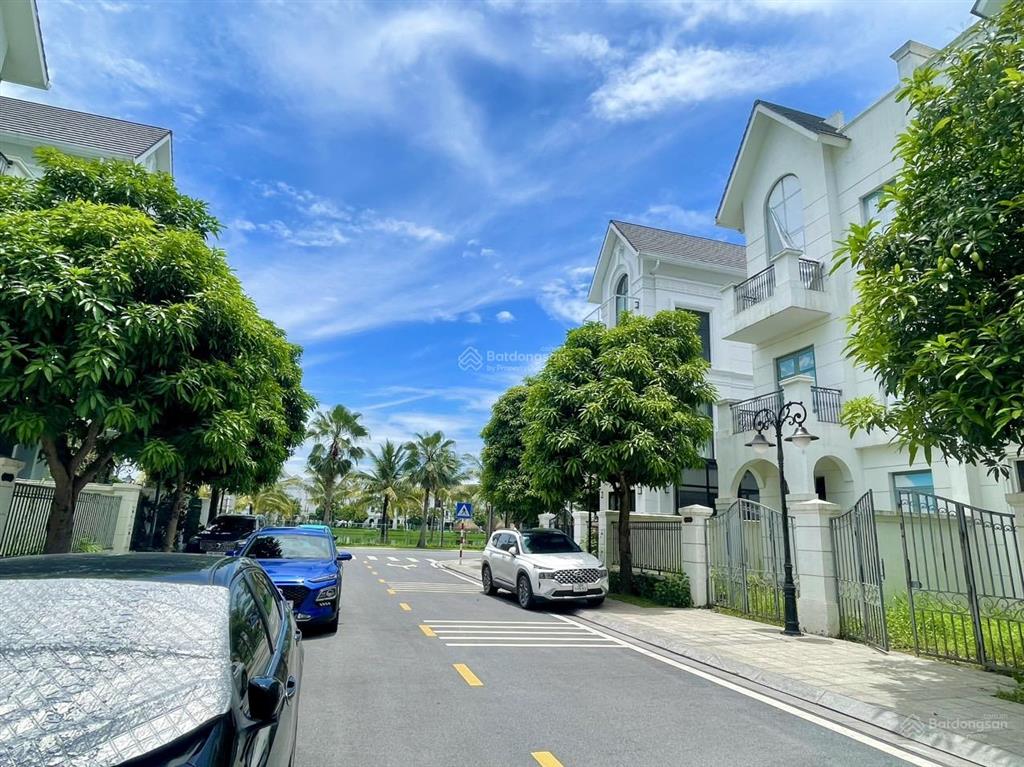 Song lập san hô 150m2  gần công viên, gần hồ 24,5ha  giá tốt san hô  vinhomes ocp1 gia lâm