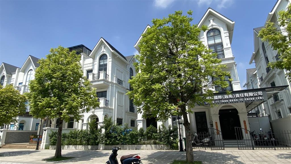 Song lập hải âu 2 có thang máy đường 30m đang cho thuê dòng tiền 32tr/tháng tại vin 1 gia lâm