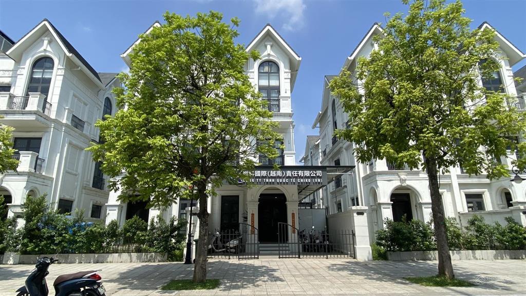 Song lập hải âu 2 có thang máy đường 30m đang cho thuê dòng tiền 32tr/tháng tại vin 1 gia lâm