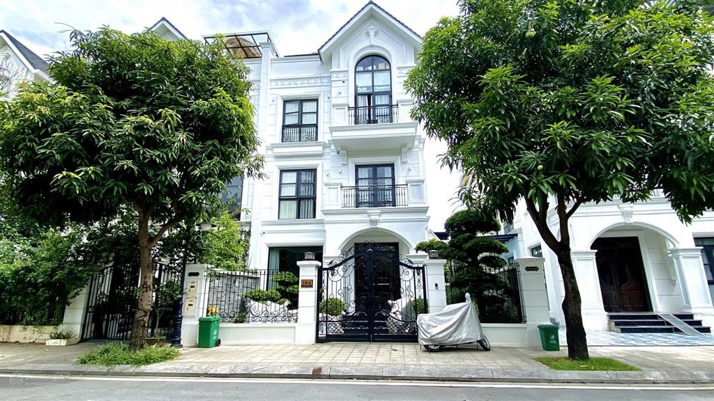 Sl hải âu 3 gần cv không lỗi, đối diện nhà là song lập, là dãy ở đẹp hải âu 3  vin ocp1 gia lâm
